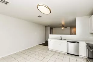 1132 Boxwood Dr, Crowley, TX 76036 - Photo 7