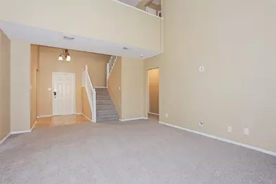 2716 Hemingway Drive, Grand Prairie, TX 75052 - Photo 3