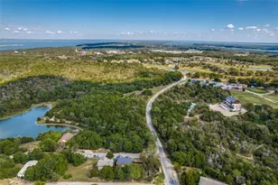 208 Greenway Bend, Pottsboro, TX 75076 - Photo 15