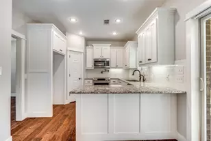 208 Greenway Bend, Pottsboro, TX 75076 - Photo 5