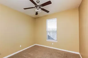 229 Kennedy Dr, Crowley, TX 76036 - Photo 13