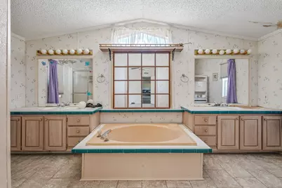 3714 Utah Trail, Granbury, TX 76048 - Photo 19