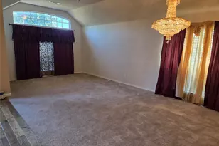 1111 Wynnewood Dr, Glenn Heights, TX 75154 - Photo 3