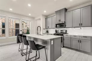 645 Hutchinson Dr, Lewisville, TX 75077 - Photo 5