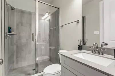 645 Hutchinson Drive, Lewisville, TX 75077 - Photo 11