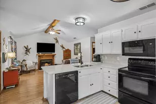 381 Knollwood, Holly Lake Ranch, TX 75765 - Photo 17