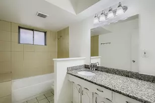 1724 Midcrest Dr, Plano, TX 75075 - Photo 19