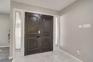 2536 Daisy Ln, Fort Worth, TX 76111 - Photo 3