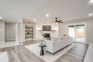 2536 Daisy Ln, Fort Worth, TX 76111 - Photo 9