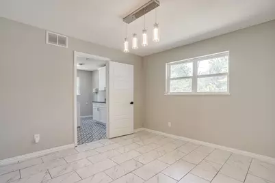 2536 Daisy Lane, Fort Worth, TX 76111 - Photo 17