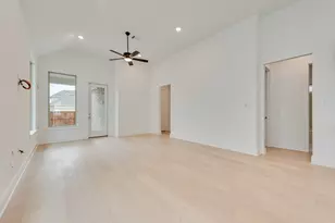 619 Caprice Blf, Fate, TX 75189 - Photo 7