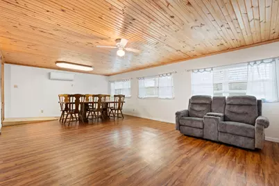 1601 Fm 3027, Mineral Wells, TX 76067 - Photo 9