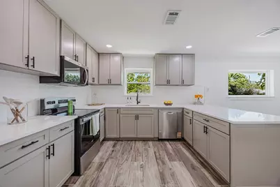 310 E 6th Street, Prosper, TX 75078 - Photo 11