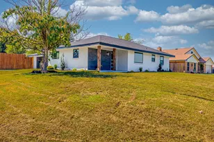 310 E 6th St, Prosper, TX 75078 - Photo 5