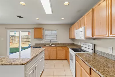 2408 Emerald Lane, McKinney, TX 75071 - Photo 15