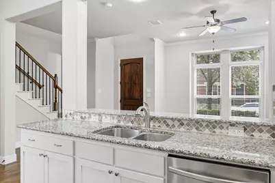 4217 Broadway Avenue, Flower Mound, TX 75028 - Photo 15