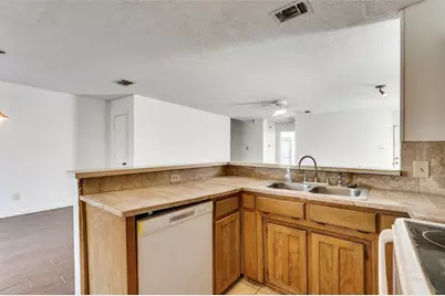 2710 Sherry Street, Arlington, TX 76014 - Photo 9