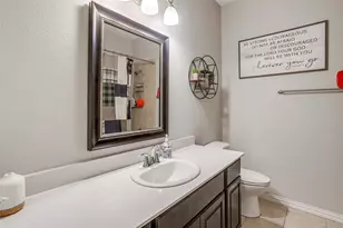 1023 Saint Andrews Dr, Burleson, TX 76028 - Photo 25