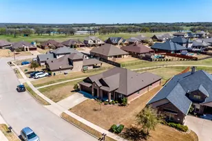 1023 Saint Andrews Dr, Burleson, TX 76028 - Photo 5