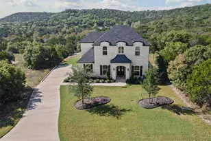 8732 Fullerton Dr, Cleburne, TX 76033 - Photo 3