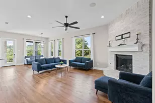 8732 Fullerton Dr, Cleburne, TX 76033 - Photo 11