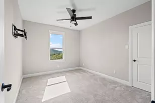 8732 Fullerton Dr, Cleburne, TX 76033 - Photo 33