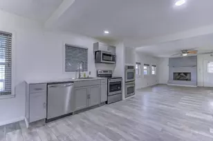 2300 Conveyor Dr, Burleson, TX 76028 - Photo 11