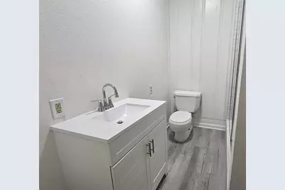 1015 S Welch Street S #A, Denton, TX 76201 - Photo 11