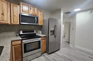 1015 S Welch Street S, Denton, TX 76201 - Photo 15