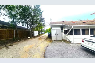 1015 S Welch Street S #A, Denton, TX 76201 - Photo 21