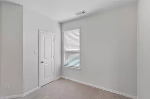 821 Kirby Dr, Argyle, TX 76226 - Photo 5