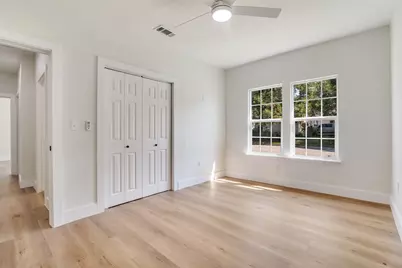 718 Grandview Avenue, Dallas, TX 75223 - Photo 15