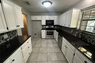 22 Haven Cir, Denison, TX 75020 - Photo 7