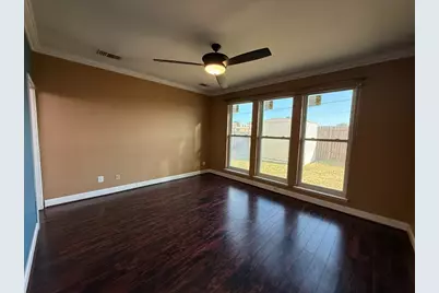 117 Hanover Street, Grand Prairie, TX 75052 - Photo 13