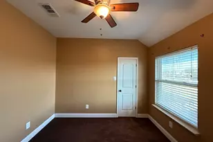 117 Hanover St, Grand Prairie, TX 75052 - Photo 33