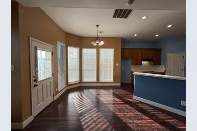 117 Hanover Street, Grand Prairie, TX 75052 - Photo 5