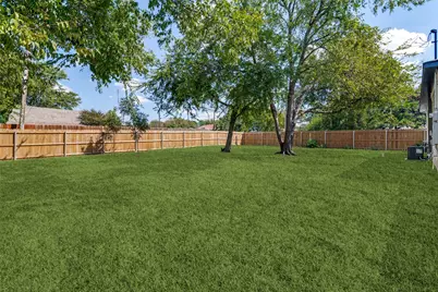 718 Grandview Avenue, Dallas, TX 75223 - Photo 25
