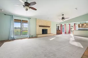 105 Riverside Dr, Mineral Wells, TX 76067 - Photo 7