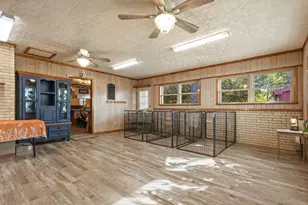 661 Vzcr 4406, Ben Wheeler, TX 75754 - Photo 9