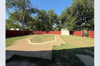 311 N Macarthur Boulevard, Irving, TX 75061 - Photo 17