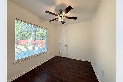 311 N Macarthur Boulevard, Irving, TX 75061 - Photo 13