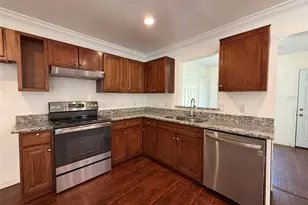 311 N MacArthur Blvd, Irving, TX 75061 - Photo 3