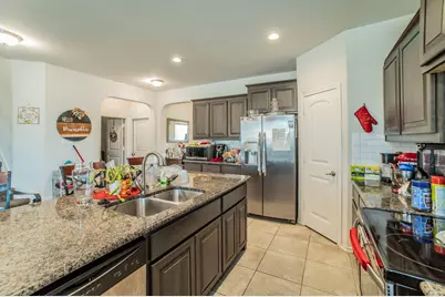 1808 Creekwood Drive, Cleburne, TX 76033 - Photo 9