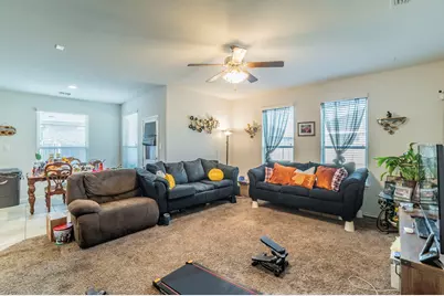 1808 Creekwood Drive, Cleburne, TX 76033 - Photo 5