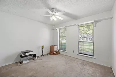 117 Oakhaven Drive, Grand Prairie, TX 75050 - Photo 15