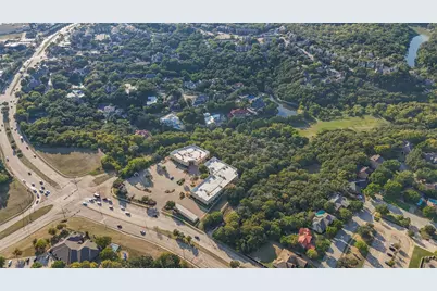 2031 Green Oaks Boulevard, Arlington, TX 76006 - Photo 9