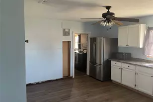 521 N 5th St, Crowell, TX 79227 - Photo 13