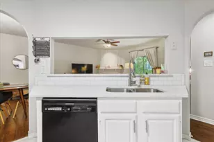 3033 San Jacinto St, Dallas, TX 75204 - Photo 13