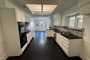 9112 Westwood Shores Dr, Fort Worth, TX 76179 - Photo 17