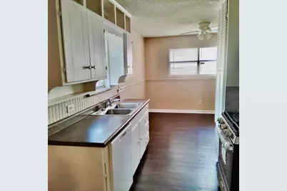 913 Irwin Drive, Hurst, TX 76053 - Photo 5